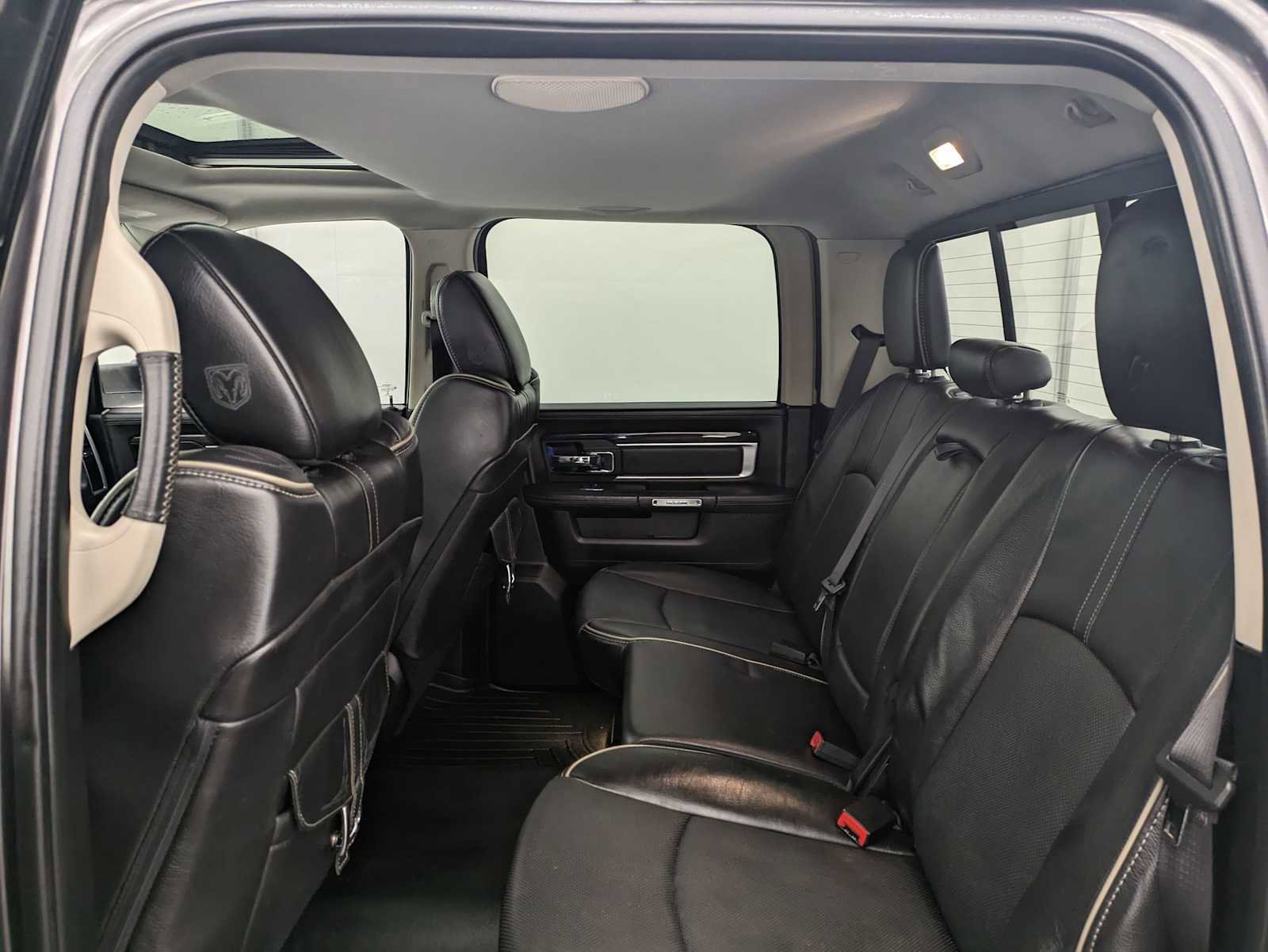 Used 2015 RAM 1500 Limited image 21