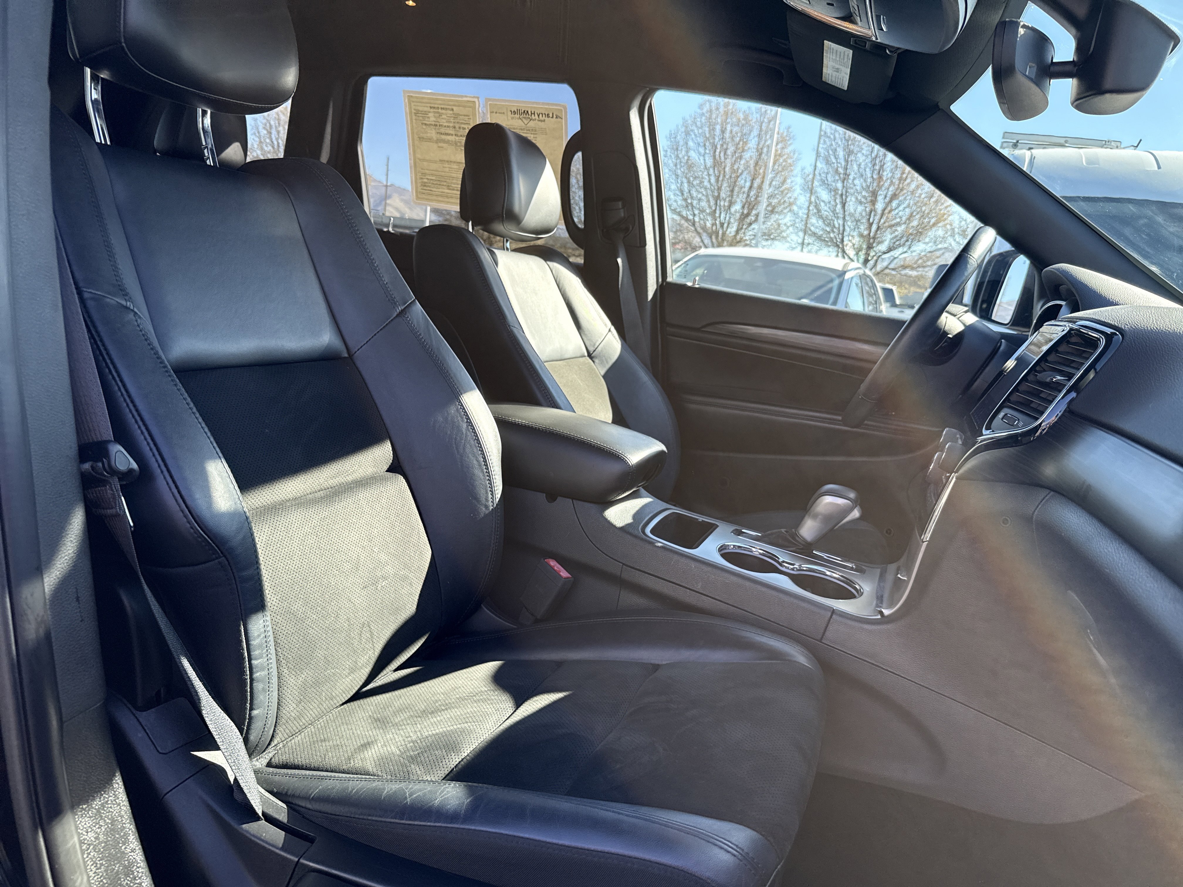 Used 2019 Jeep Grand Cherokee Altitude image 28