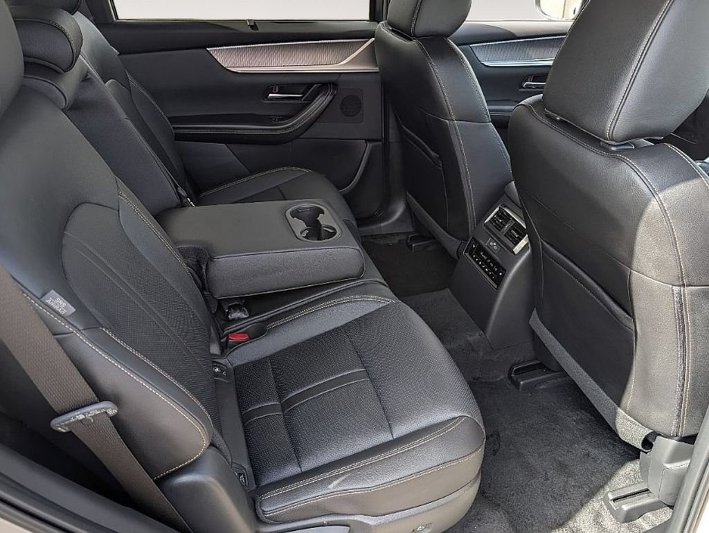 New 2026 MAZDA CX-90 Plug-In Hybrid w/Premium Sport AWD/4WD image 13