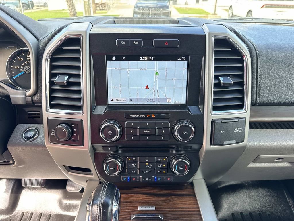 Used 2017 Ford F150 Lariat image 26