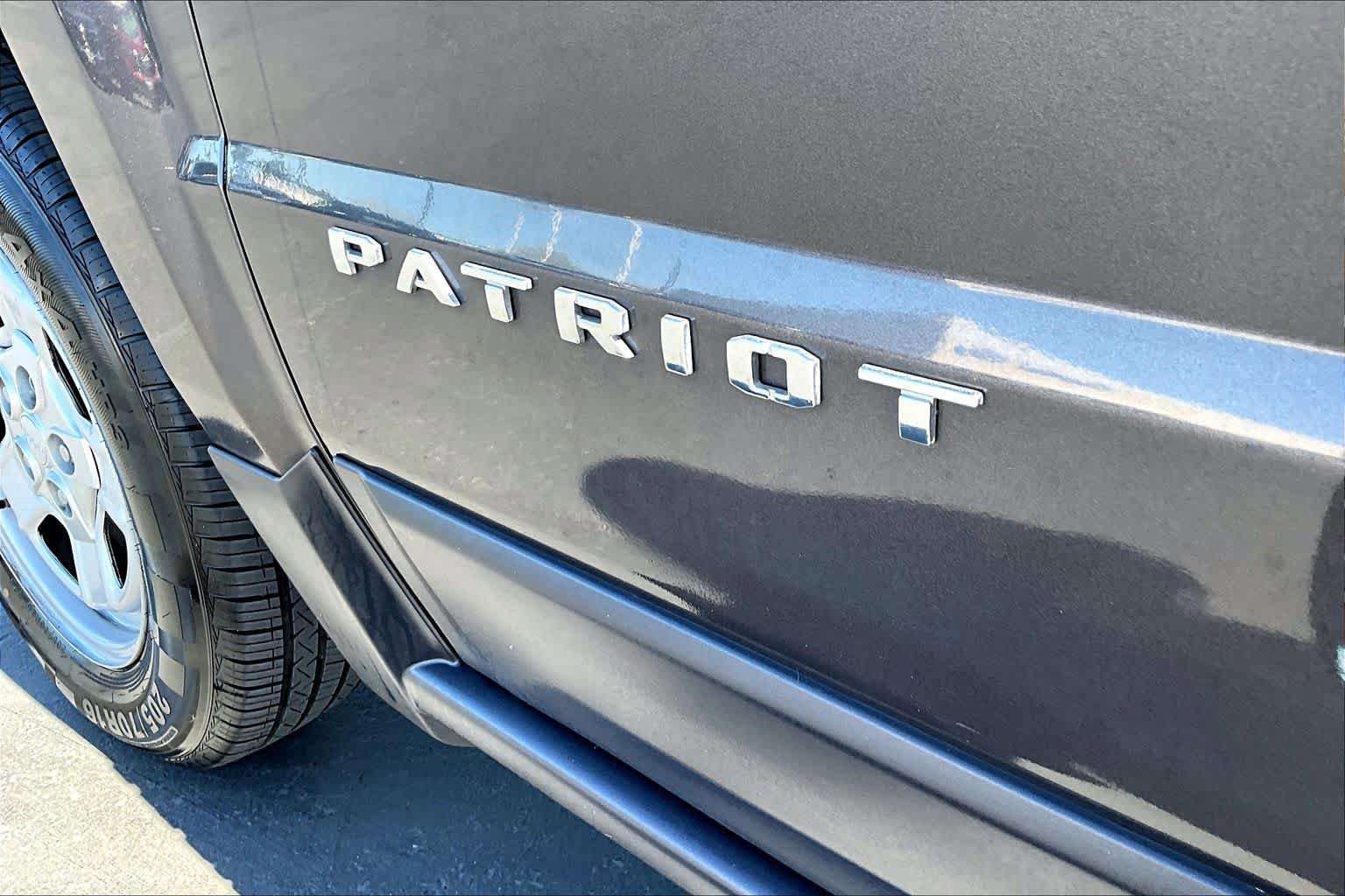 Used 2016 Jeep Patriot Sport FWD image 9