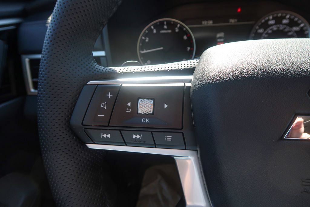 New 2026 Mitsubishi Outlander SE AWD/4WD image 24