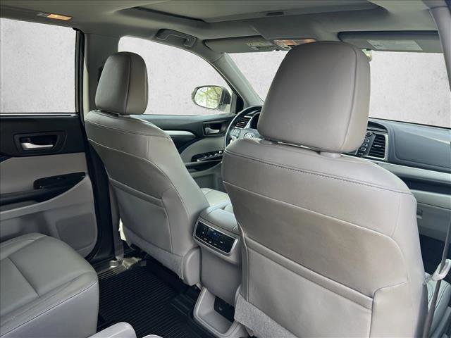 Certified 2017 Toyota Highlander XLE image 22