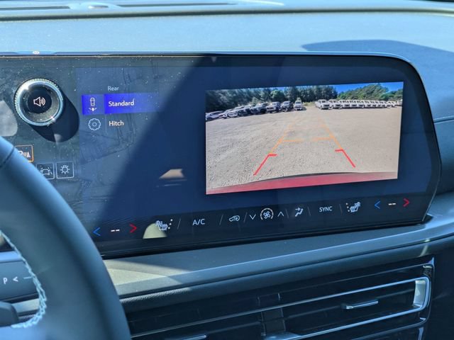 New 2026 Chevrolet Traverse LT FWD image 18