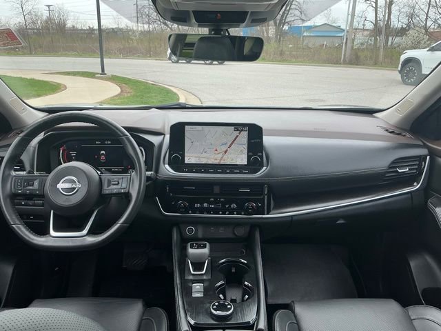 Used 2023 Nissan Rogue Platinum w/ Platinum Premium Package image 21