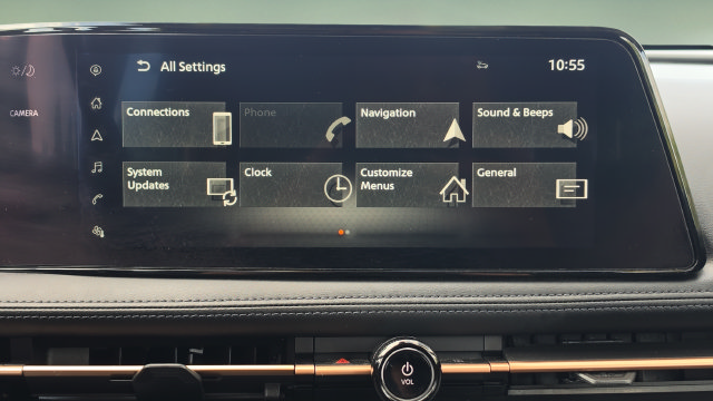 Used 2023 Nissan Ariya AWD image 28