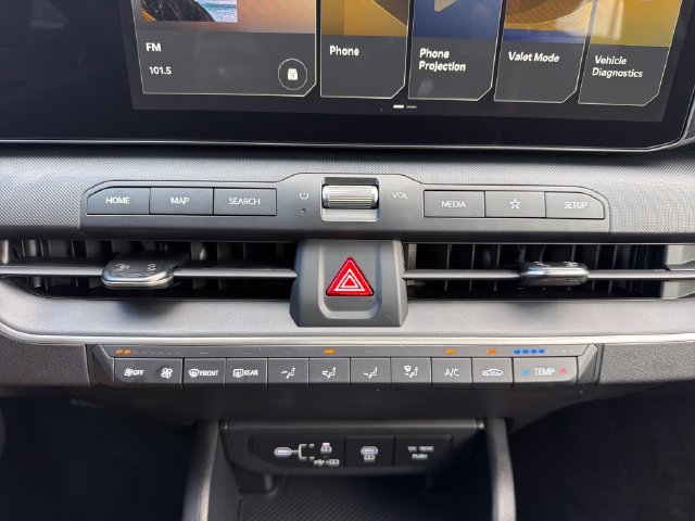 New 2027 Kia K4 FWD image 14