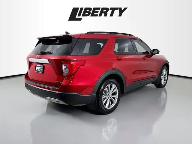 Used 2021 Ford Explorer XLT w/ Equipment Group 202A image 7