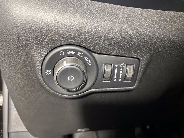 New 2026 Jeep Compass Limited w/ Sun, Sound & Navigation Group AWD/4WD image 19