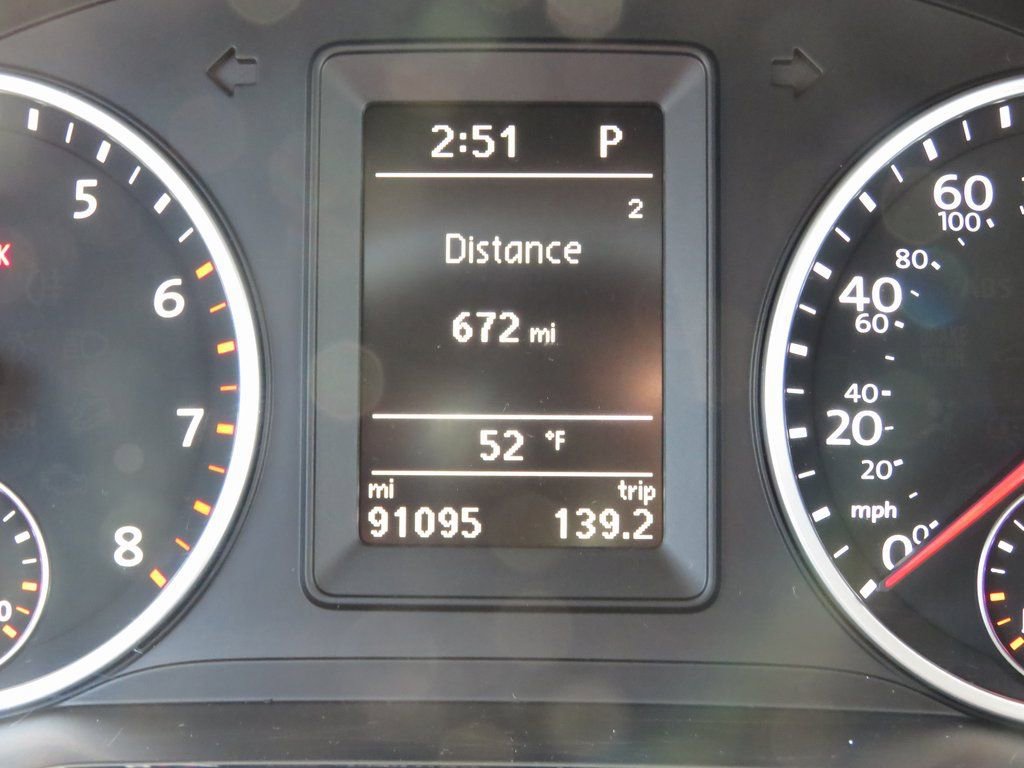 Used 2016 Volkswagen Tiguan S image 20