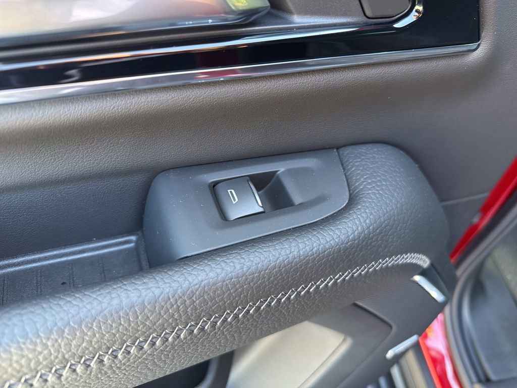 New 2025 GMC Yukon XL Denali w/ Sun & Power Step Package image 49