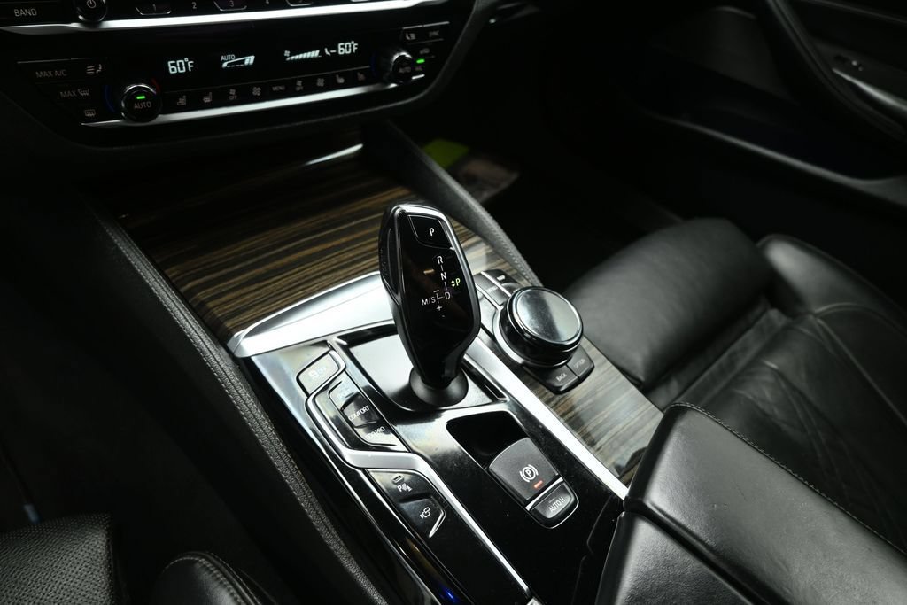 Used 2018 BMW M550i xDrive AWD/4WD image 15
