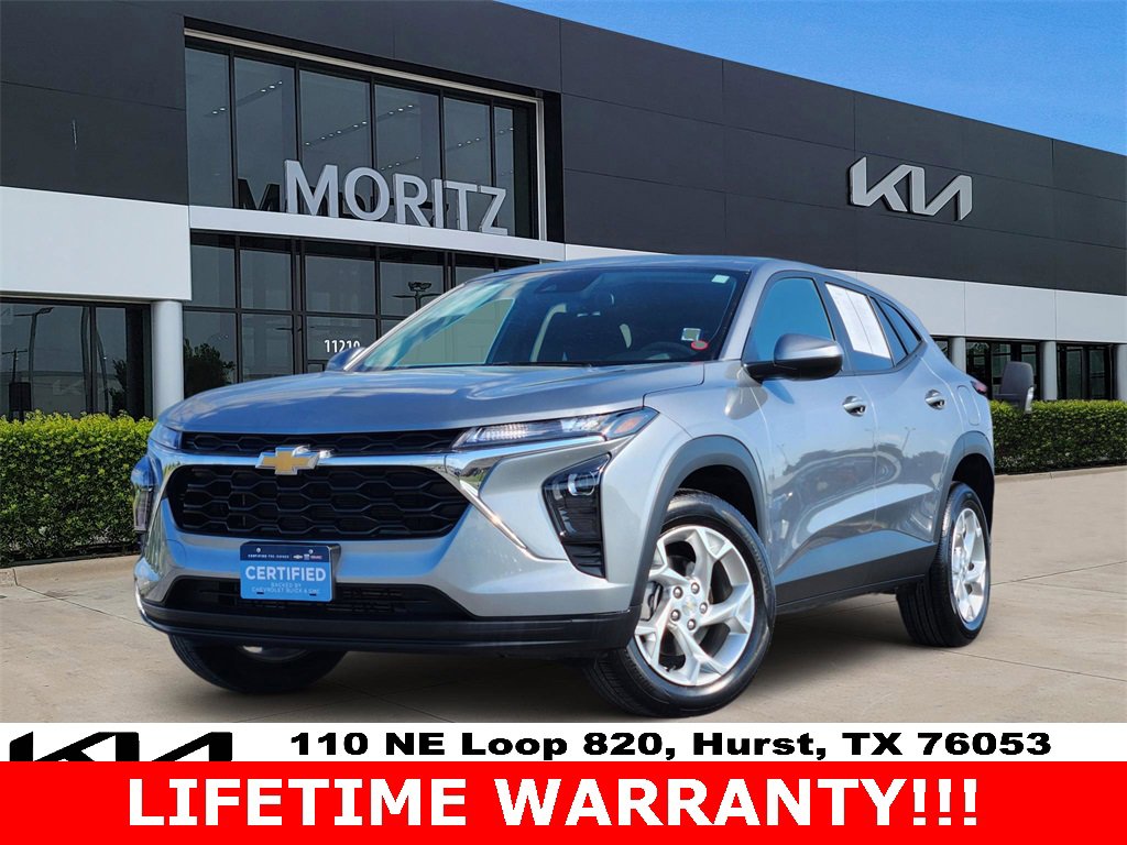 Used 2025 Chevrolet Trax LS w/ LS Convenience Package