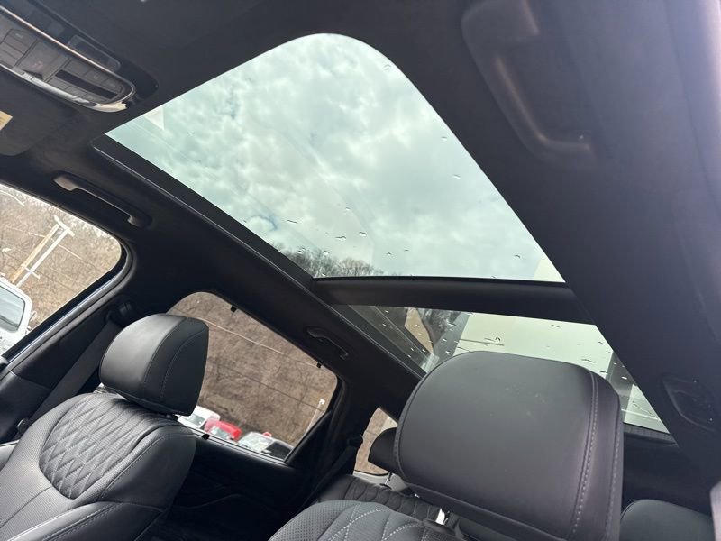 Used 2022 Hyundai Santa Fe Calligraphy image 17