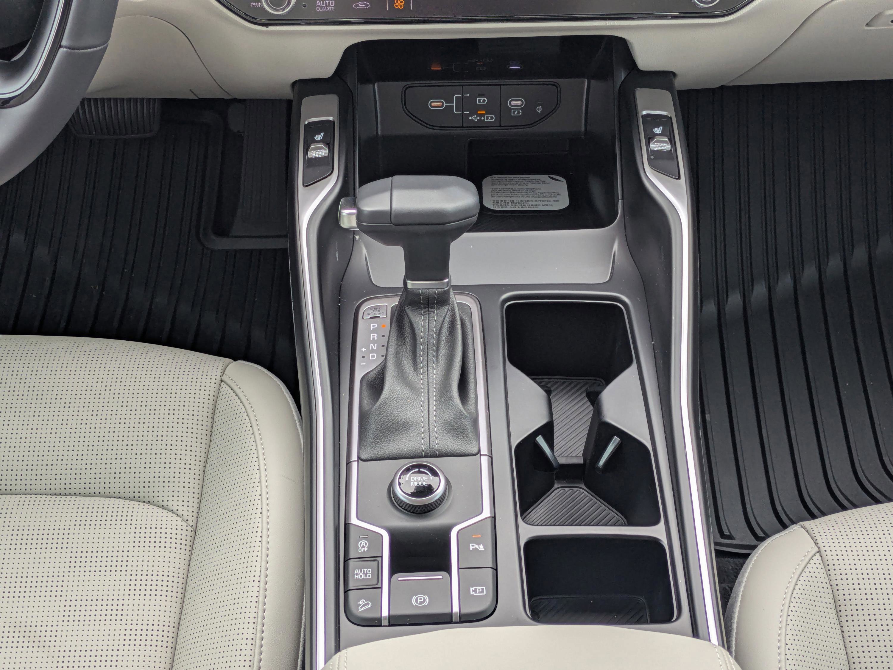 New 2026 Kia Sorento S FWD image 23