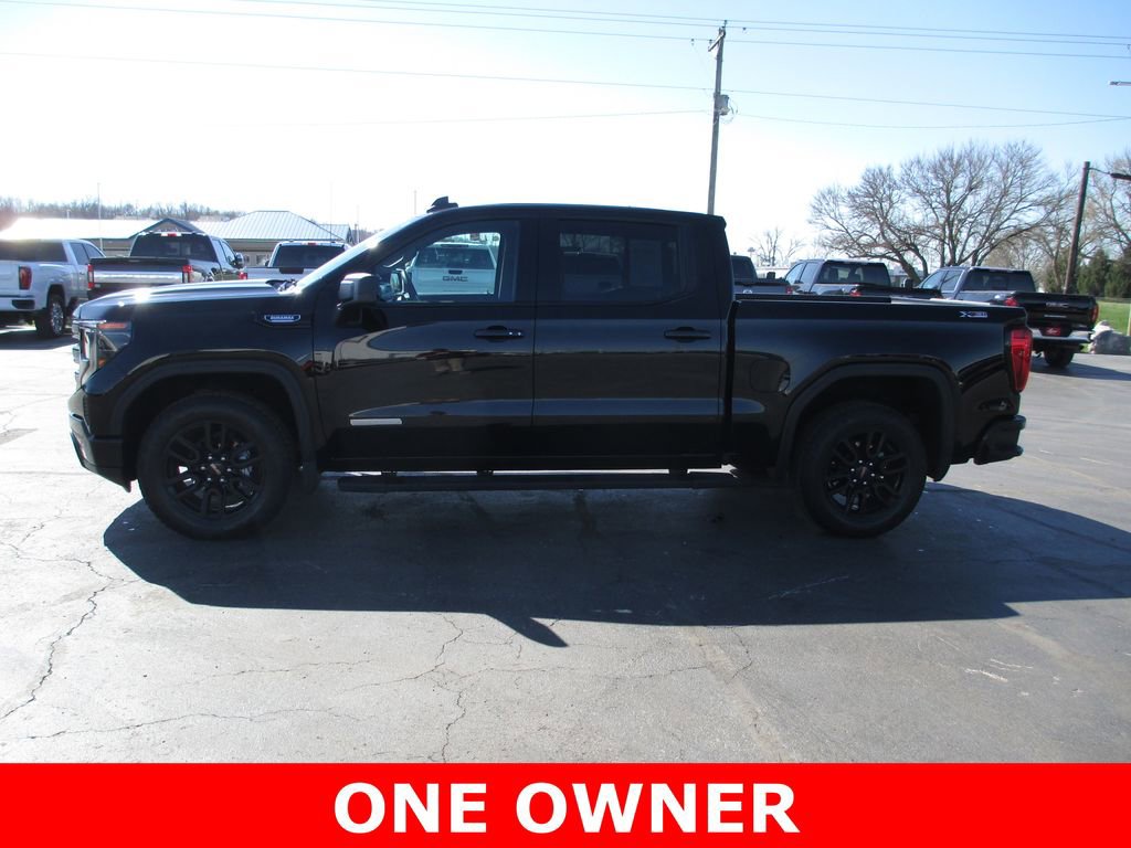 Used 2023 GMC Sierra 1500 Elevation w/ LPO, Elevation Black Package image 10