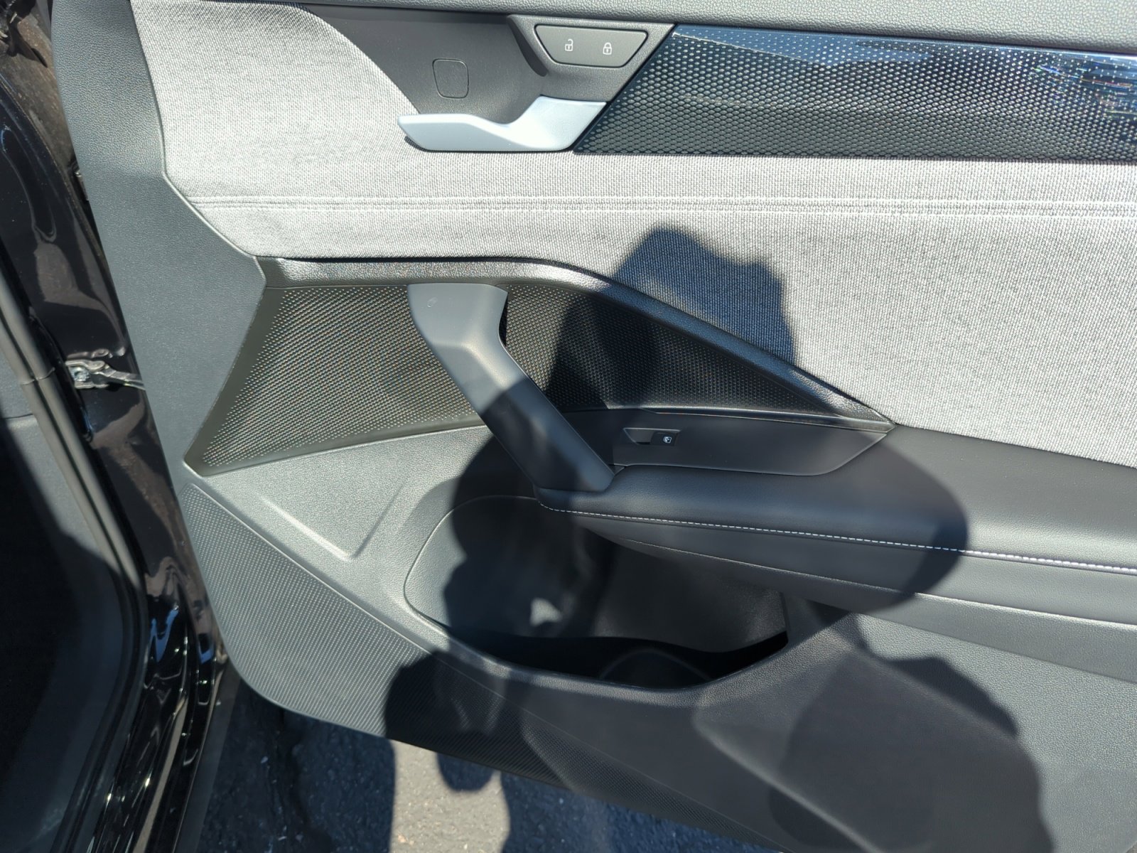 New 2025 Volkswagen Tiguan S image 16