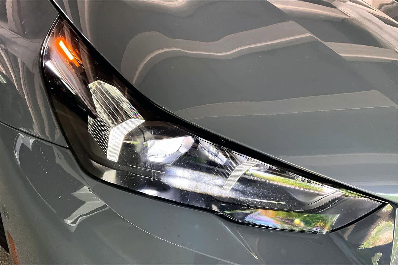 Used 2026 BMW M5 w/ Carbon Package AWD/4WD image 27