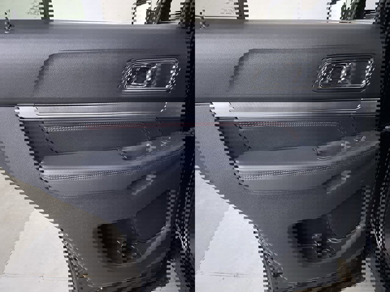 Used 2018 Ford Explorer Sport w/ Equipment Group 401A image 21