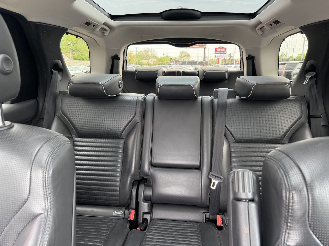Used 2017 Land Rover Discovery HSE AWD/4WD image 20