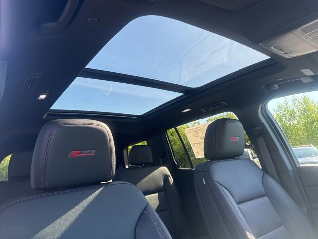 New 2026 Chevrolet Traverse Z71 w/ LPO, Floor Liner Package AWD/4WD image 43
