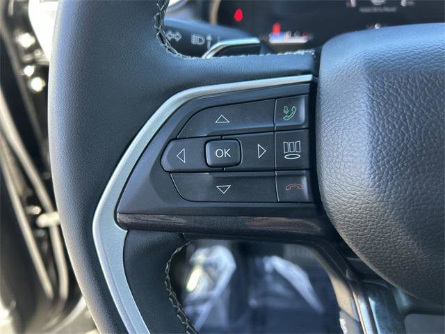 Certified 2023 Jeep Grand Cherokee L Laredo image 23