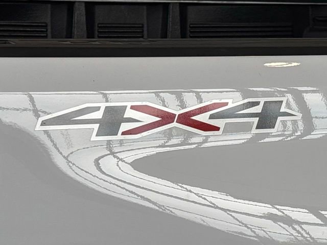 Used 2025 Chevrolet Silverado 2500 LT w/ Convenience Package image 5