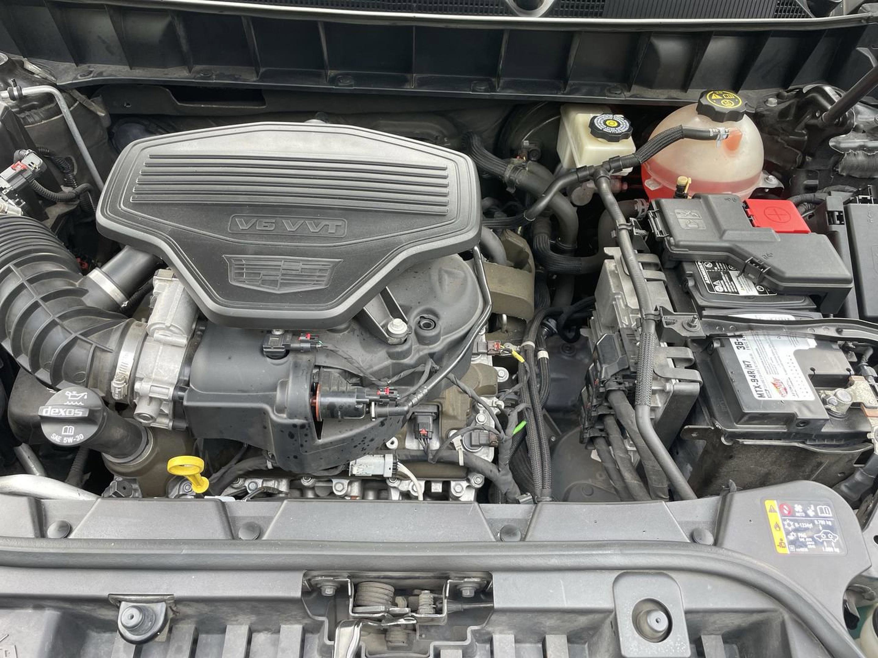 Used 2018 Cadillac XT5 Premium Luxury image 26