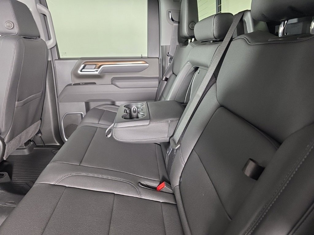 New 2025 Chevrolet Silverado 3500 LT w/ Safety Package image 31