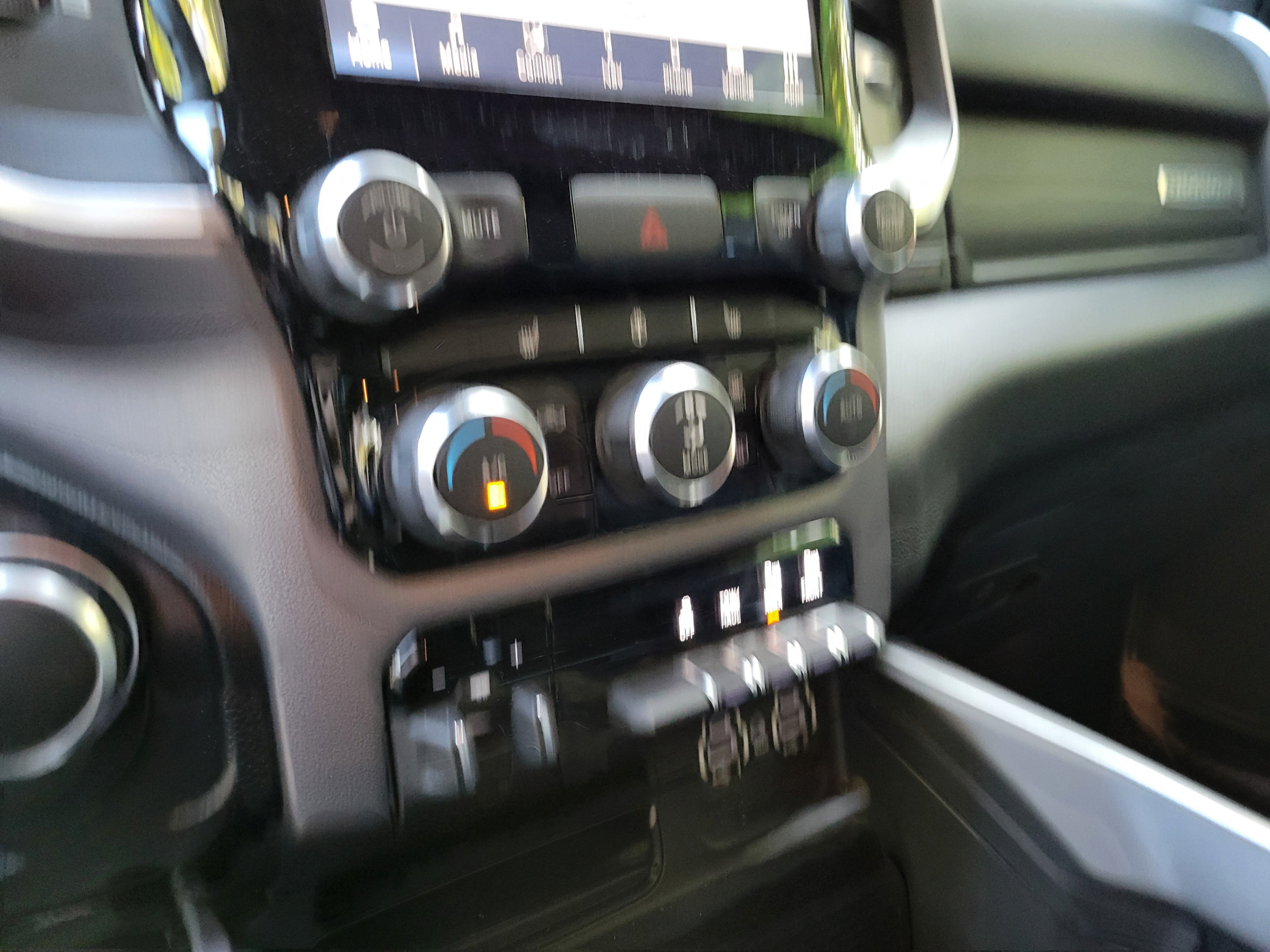 Used 2023 RAM 1500 Big Horn AWD/4WD image 18