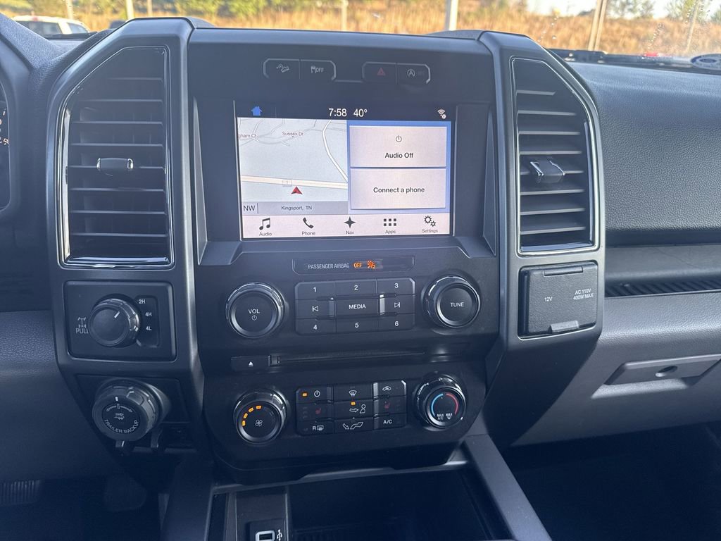 Used 2018 Ford F150 XLT w/ Equipment Group 302A Luxury AWD/4WD image 12