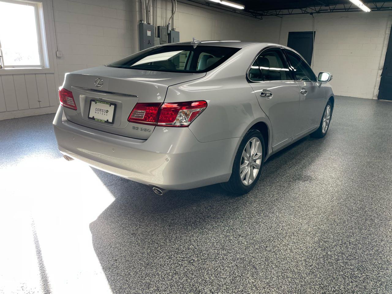Used 2011 Lexus ES 350 image 6