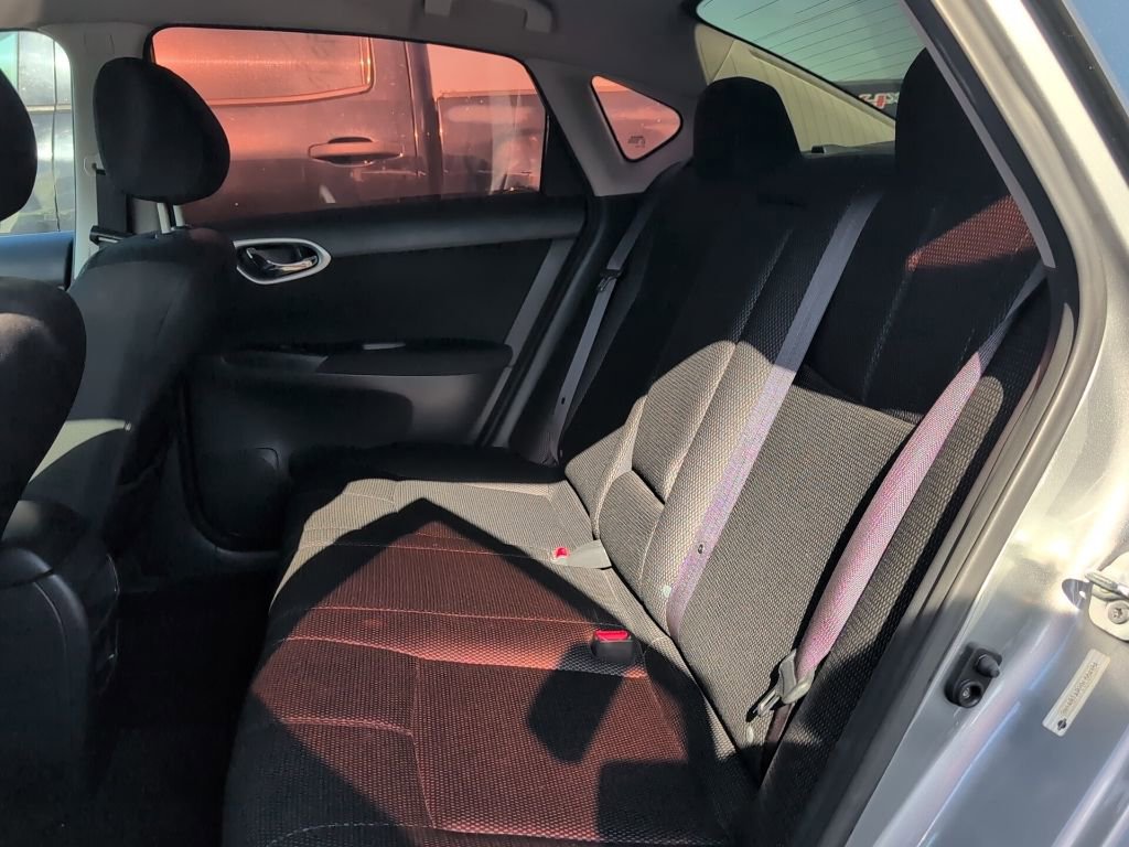 Used 2013 Nissan Sentra S image 9