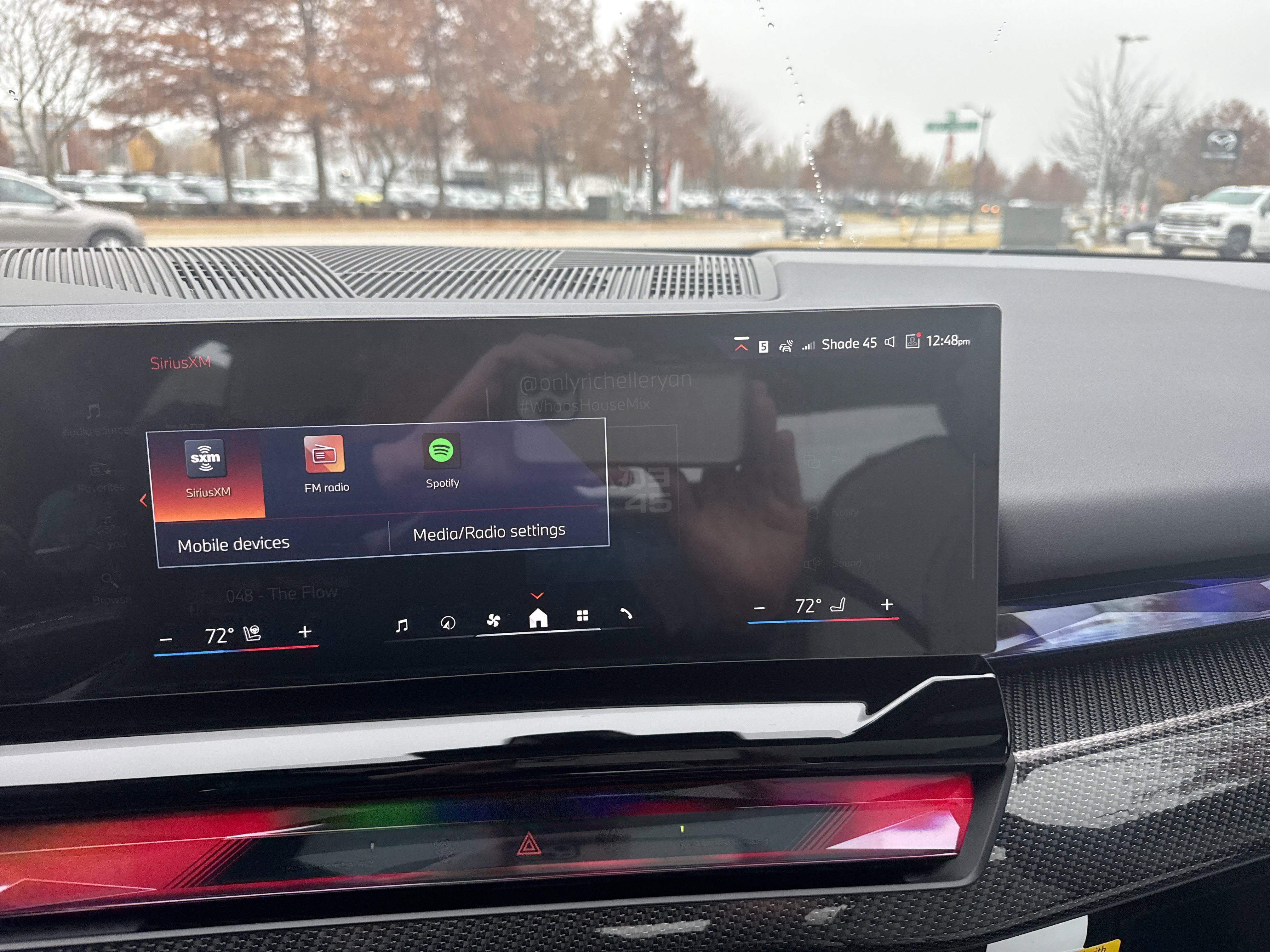 New 2026 BMW 550e xDrive image 14