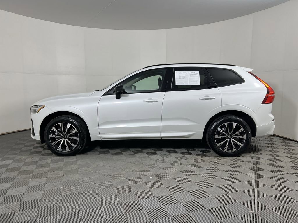 Certified 2025 Volvo XC60 B5 Core w/ Climate Package image 7