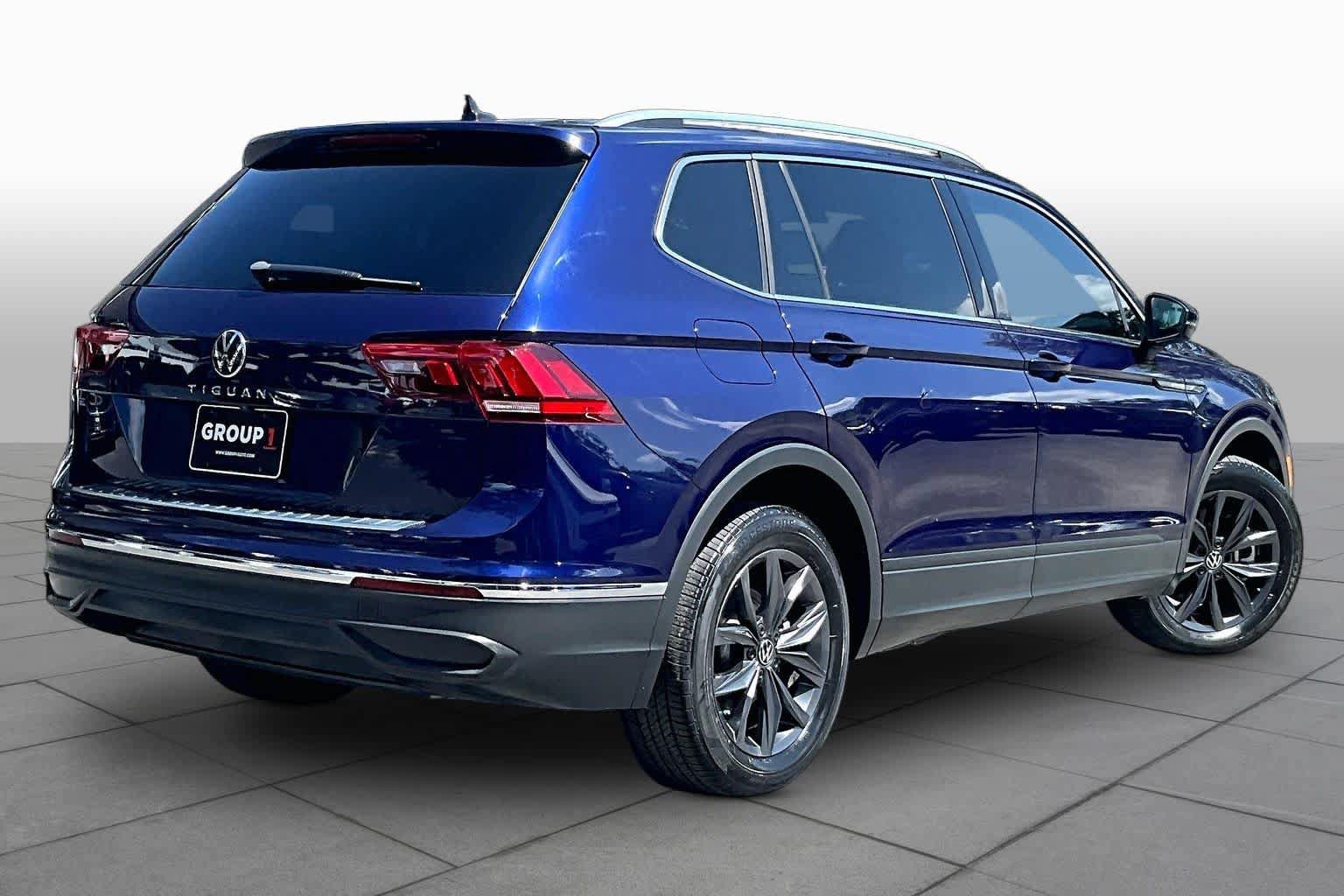 Used 2023 Volkswagen Tiguan SE FWD image 13