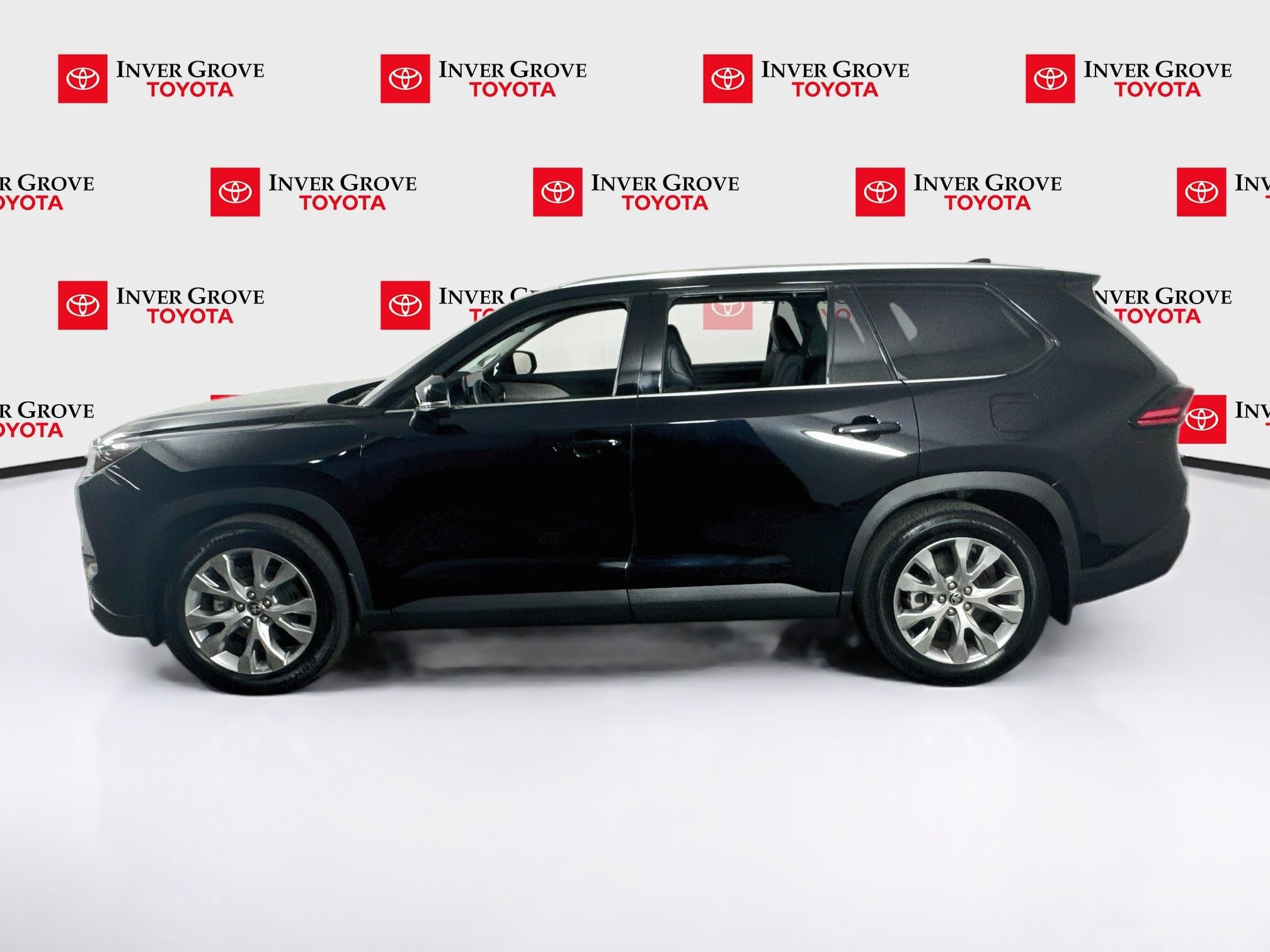 Certified 2026 Toyota Grand Highlander AWD Hybrid image 9