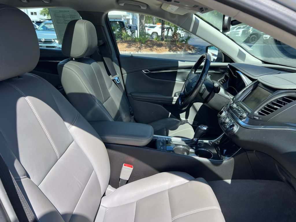 Used 2018 Chevrolet Impala LT w/ LT Leather Package FWD image 22
