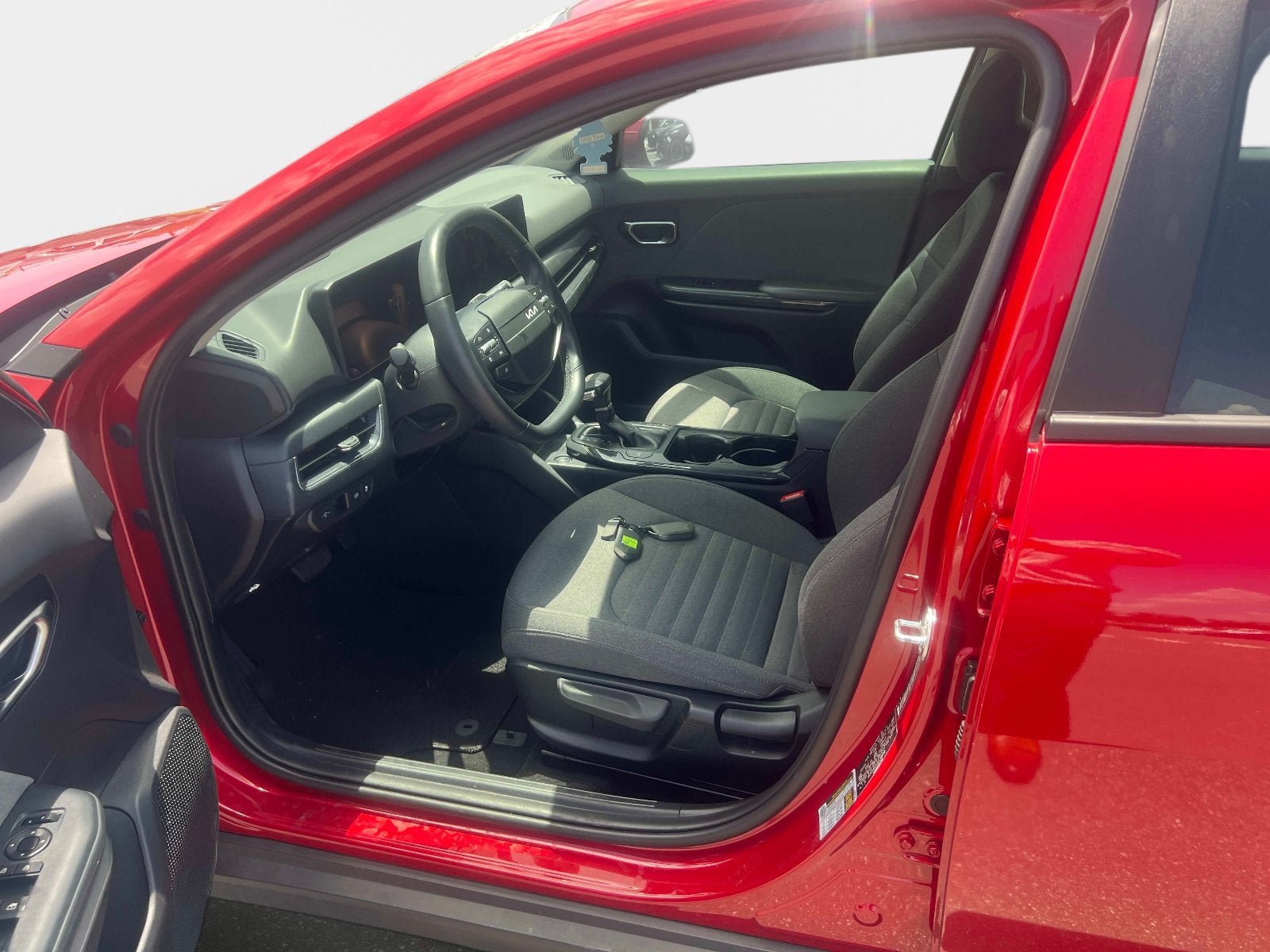 Certified 2025 Kia K4 EX FWD image 7