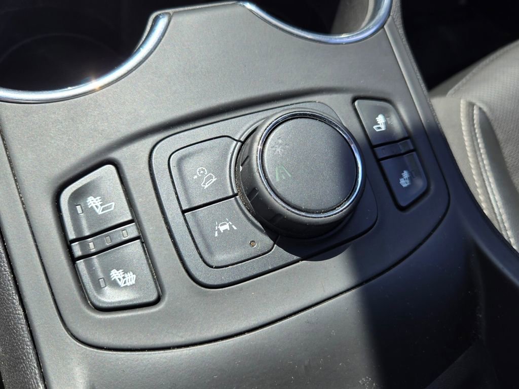 Used 2023 GMC Terrain SLT FWD image 21