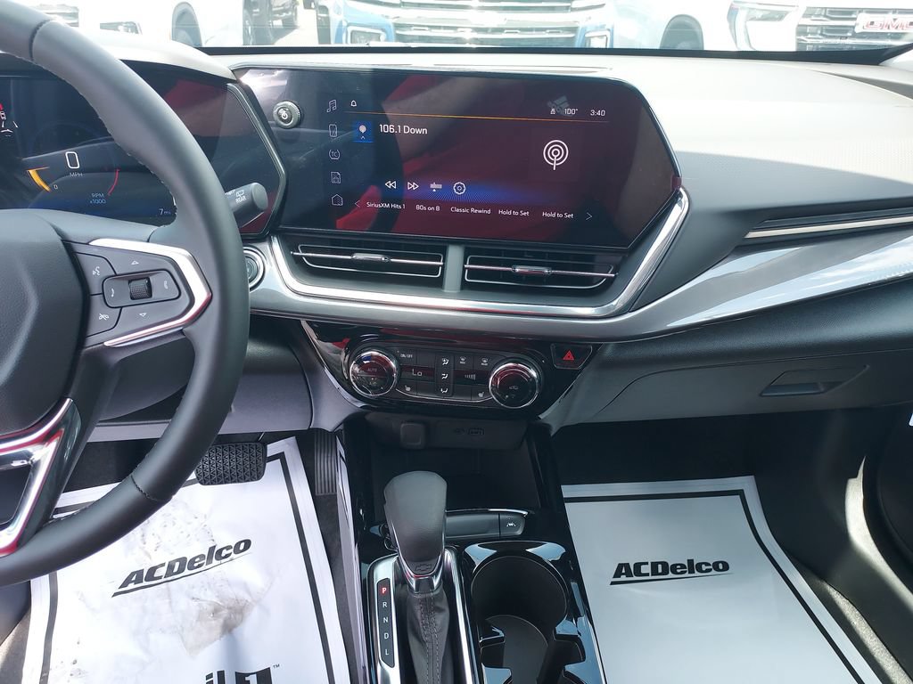 New 2026 Chevrolet Trax ACTIV w/ Driver Confidence Package FWD image 17