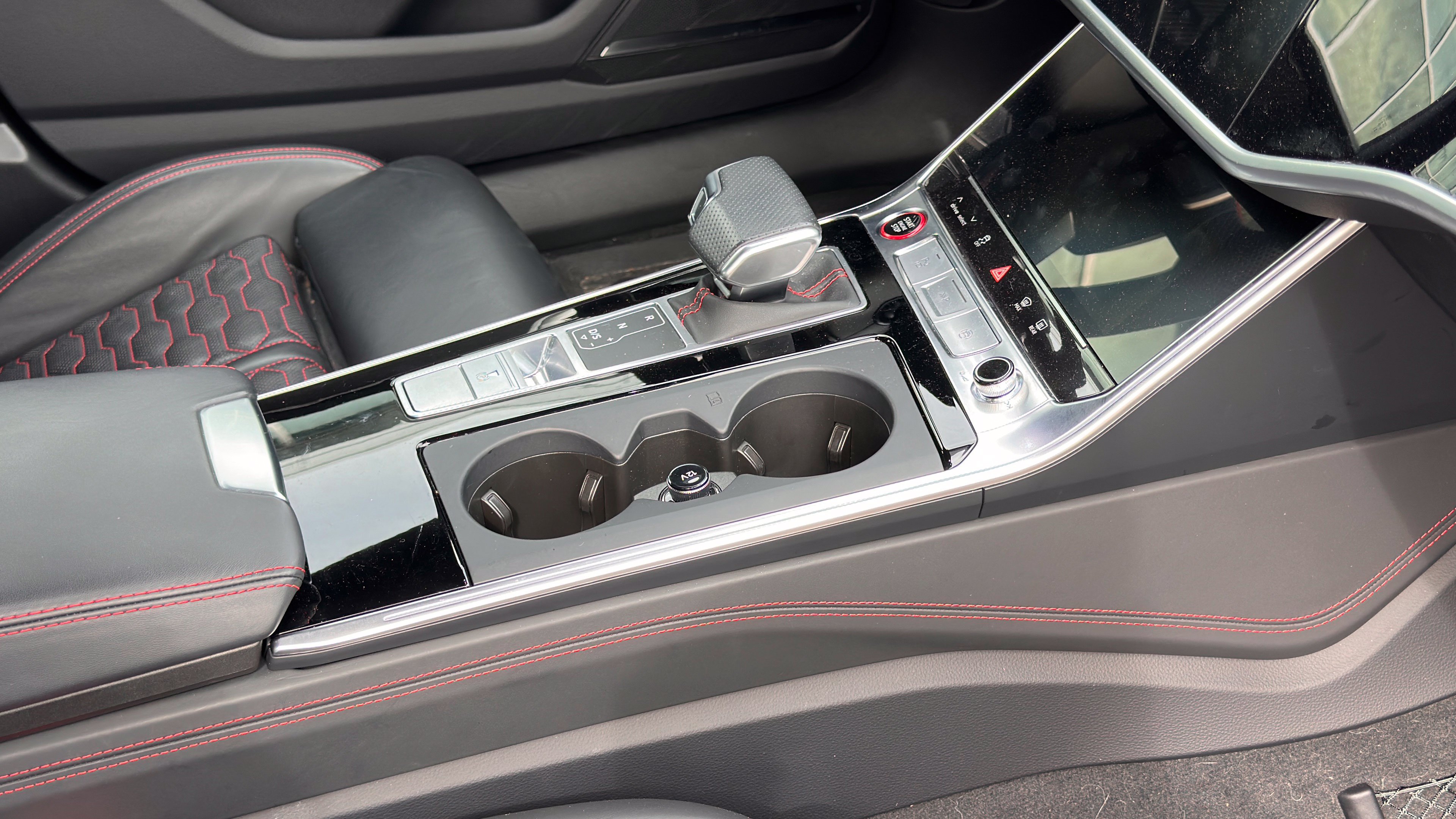 Certified 2024 Audi RS 7 performance Sportback AWD/4WD image 7