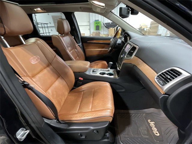 Used 2012 Jeep Grand Cherokee Overland image 30