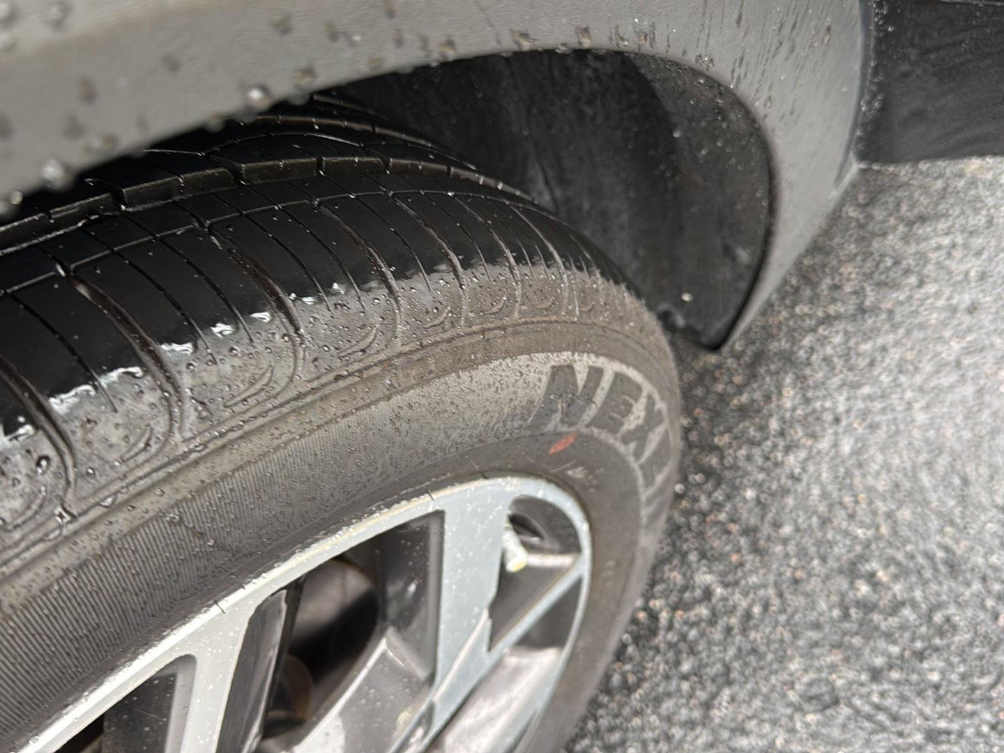 Used 2021 Kia Sportage EX image 36