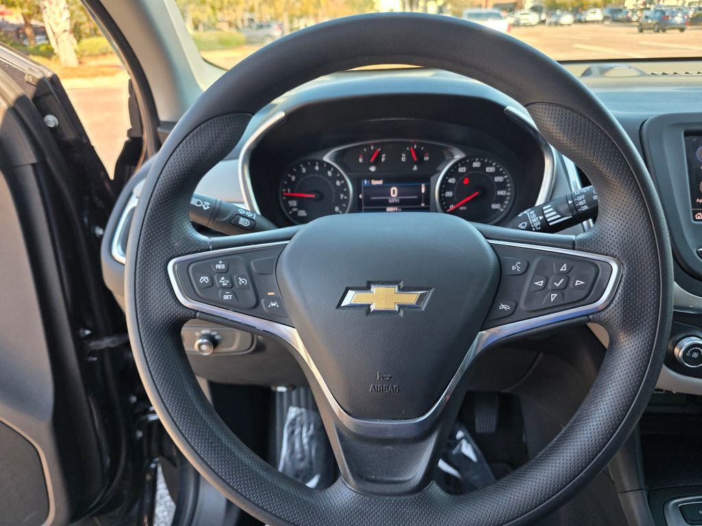 Used 2022 Chevrolet Equinox LS w/ LS Convenience Package image 22