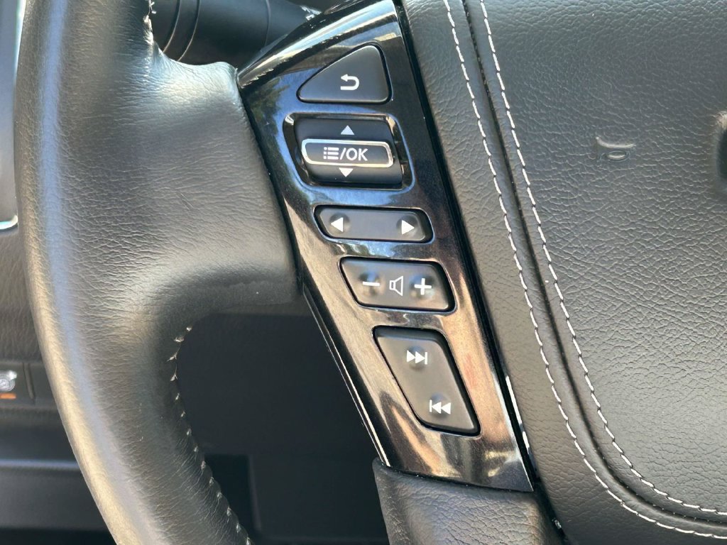 Used 2022 Nissan Armada Platinum w/ Captain's Chairs Package RWD image 22