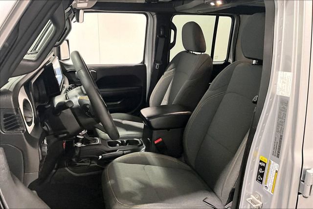 Used 2024 Jeep Wrangler Willys image 22