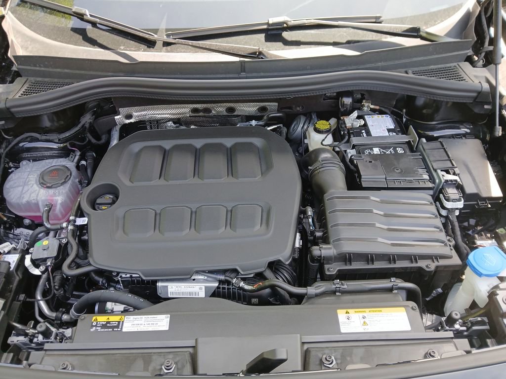 New 2026 Volkswagen Tiguan SE image 21