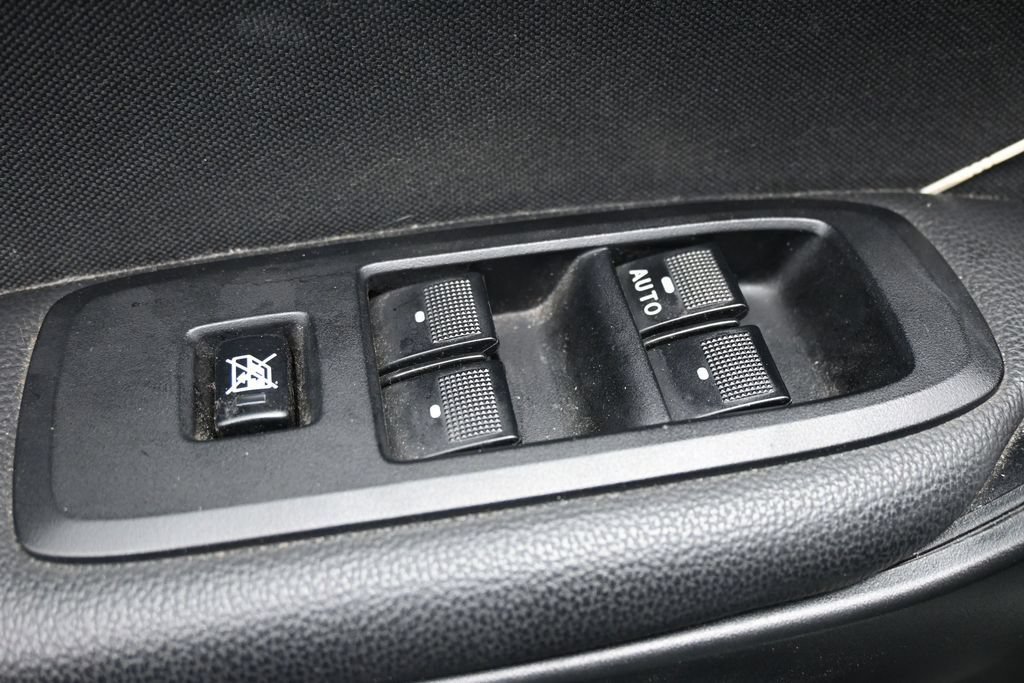 Used 2023 Ford Ranger XLT w/ Equipment Group 301A Mid RWD image 12