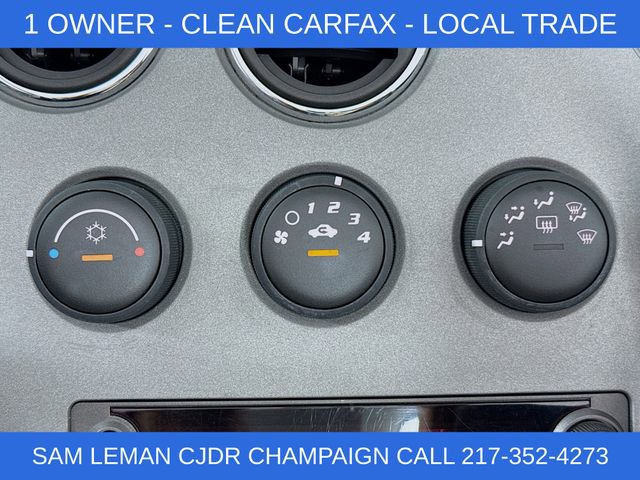 Used 2009 Pontiac Solstice Convertible w/ Premium Package RWD image 13